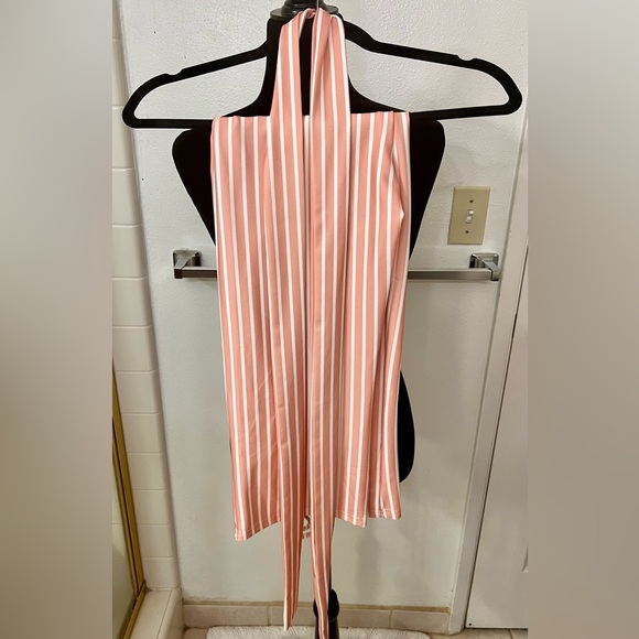 Adorable Pin striped jumpsuit! - Picture 9 of 9